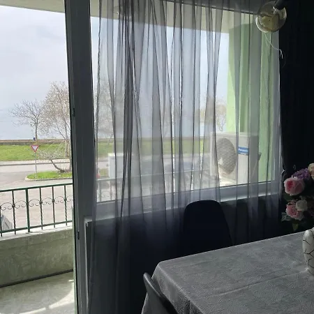 Апартамент Върбанови 2 פומורי
